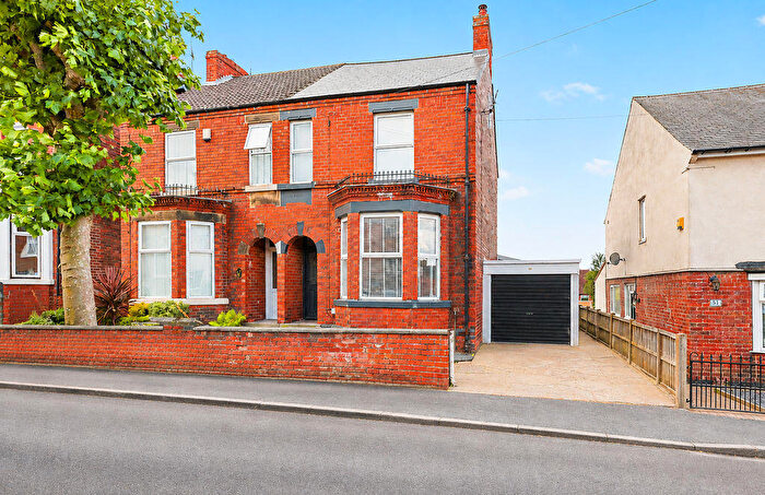 3 Bedroom Semi Detached House For Sale In York Street, Hasland, Chesterfield, S41