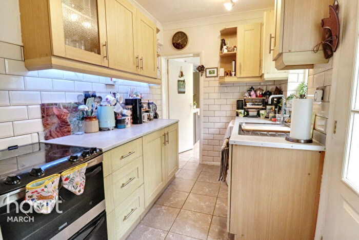 3 Bedroom Character Property For Sale In Doddington Road, Benwick, PE15