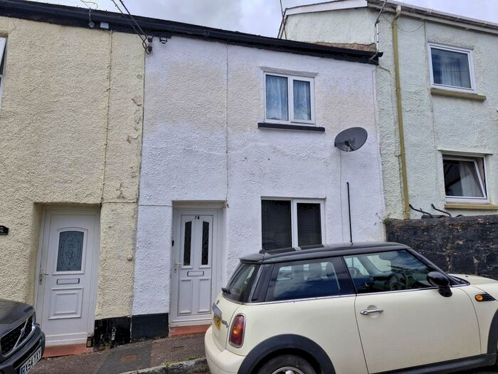 2 Bedroom Terraced House To Rent In New Street, Cullompton, EX15