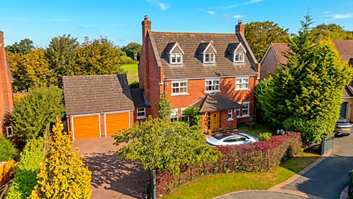 5 Bedroom Detached House For Sale In Broome Close, Kings Bromley, Burton-on-Trent, Staffordshire, DE13