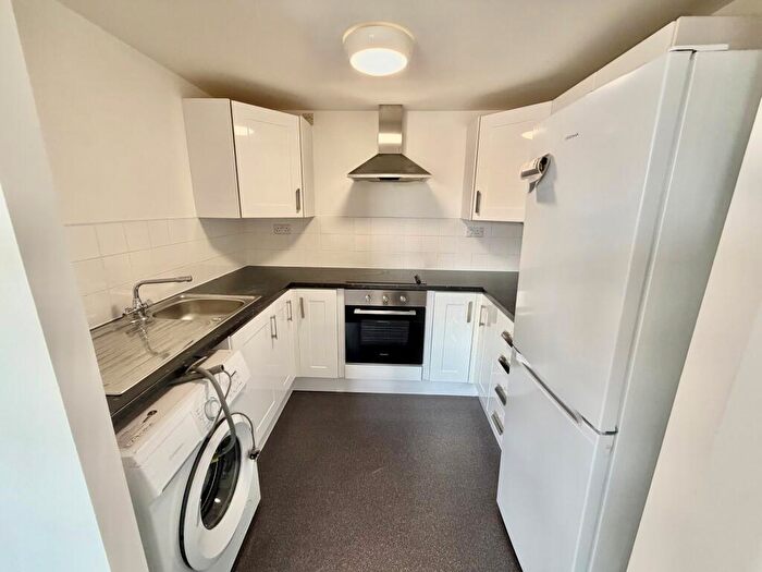 1 Bedroom Apartment To Rent In Mansfield Road, Nottingham, NG1