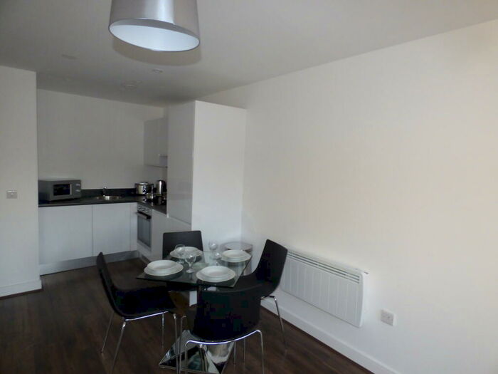 1 Bedroom Barn Conversion To Rent In The Strand, Liverpool, L2