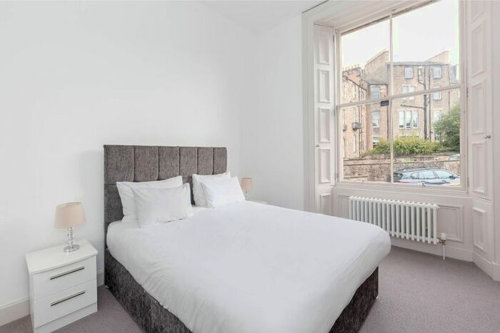 2 Bedroom Flat To Rent In Chester Street, West End, Edinburgh, EH3