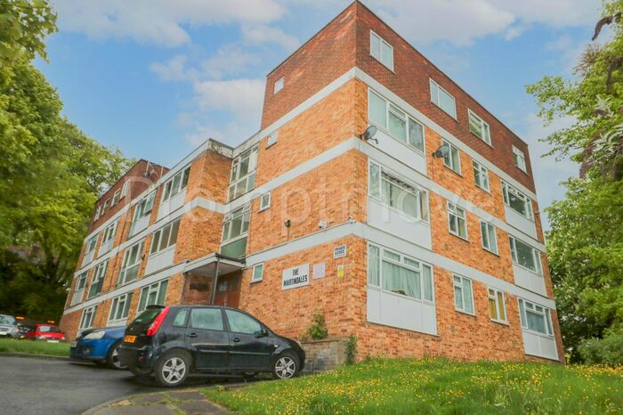 Property To Rent In Crescent Road, Luton, LU2