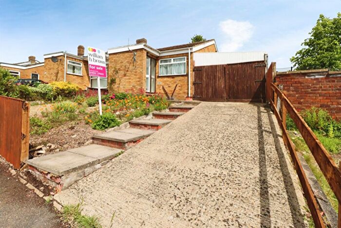 3 Bedroom Semi-Detached Bungalow For Sale In Scott Road, Wellingborough, NN8