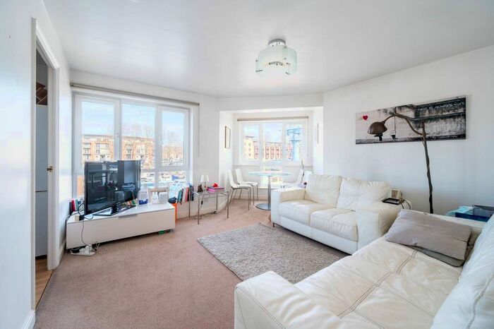 1 Bedroom Flat To Rent In Windsock Close, Canada Water, London, SE16