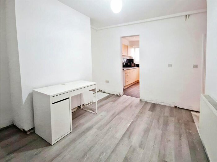 2 Bedroom Terraced House For Sale In Bolton Road, Worsley, Manchester, Greater Manchester, M28