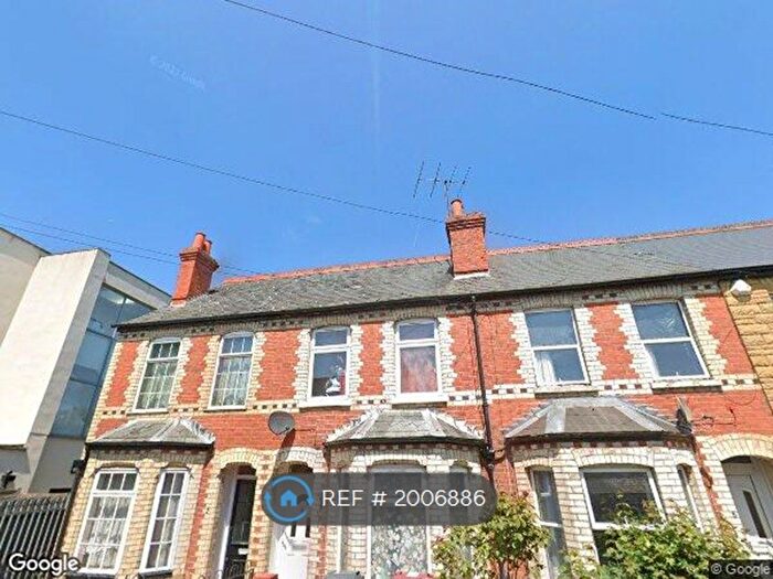 3 Bedroom Terraced House To Rent In Winchester Road, Reading, RG2