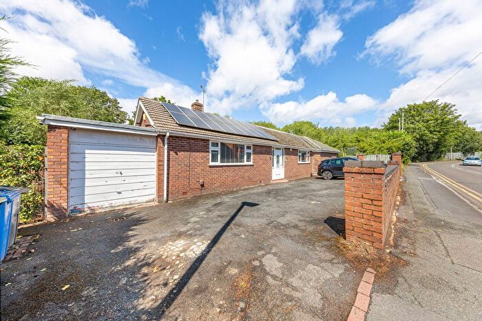 4 Bedroom Detached Bungalow To Rent In Padgate Lane, Padgate, WA1
