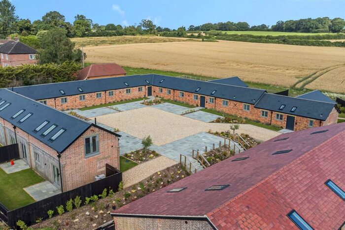 3 Bedroom Semi-Detached House For Sale In Plumber, Sturminster Newton, Dorset, DT10