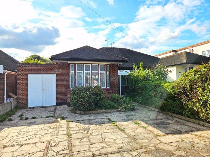 3 Bedroom Semi-Detached Bungalow To Rent In Eastbourne Grove, Westcliff-On-Sea, SS0