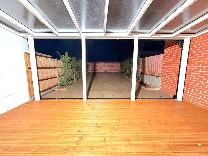 3 Bedroom Terraced House To Rent In Cleveley Crescent, Ealing, W5