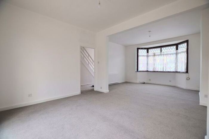 3 Bedroom Terraced House To Rent In Caulfield Road, East Ham, E6