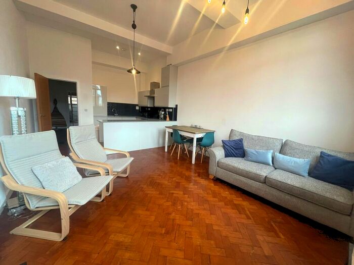 2 Bedroom Apartment To Rent In Fore Street, Exeter, EX4