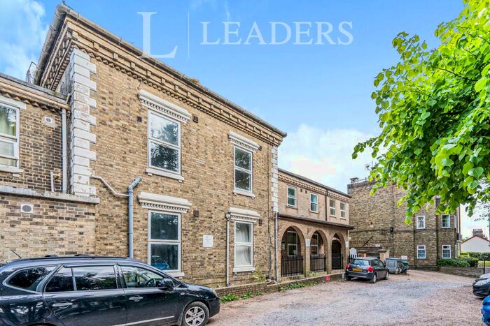 Apartment To Rent In Portswood Park, Southampton, SO17