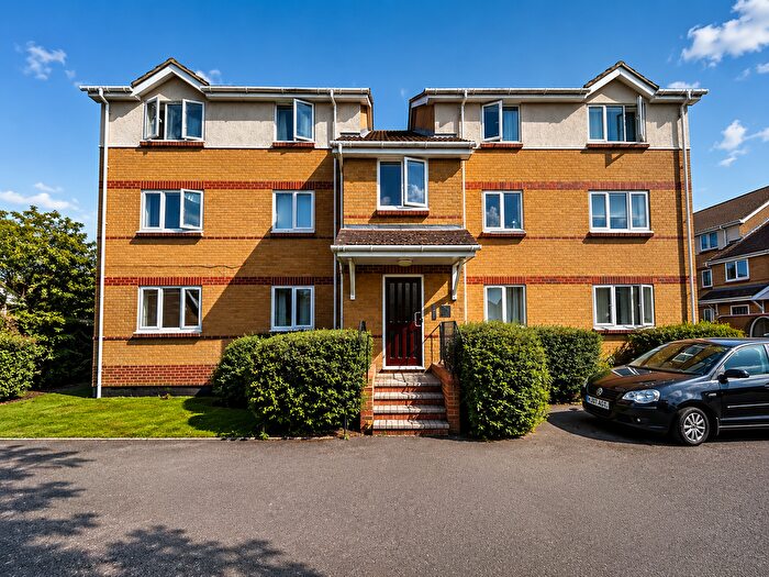 2 Bedroom Flat To Rent In Egham, TW20