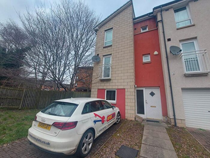 5 Bedroom Property To Rent In Milnbank Gardens, Dundee, DD1