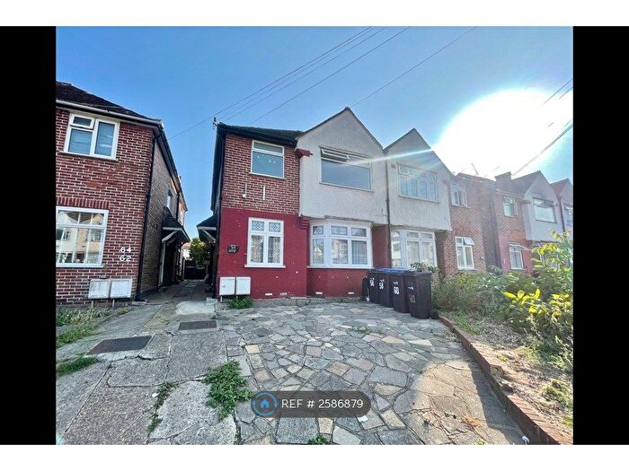 2 Bedroom Flat To Rent In Sandhurst Road, London, N9