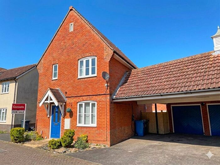 3 Bedroom Detached House For Sale In Damselfly Road, Ipswich, IP3