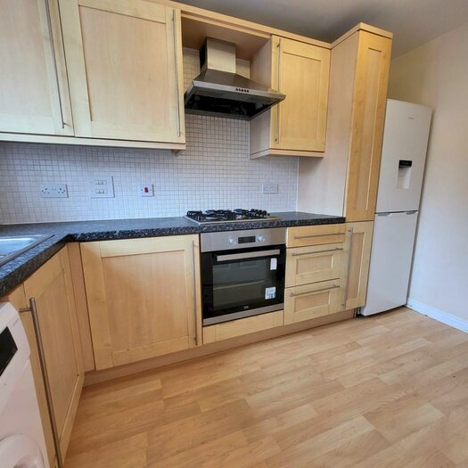 2 Bedroom Terraced House To Rent In Hatch Road, Stratton St Margaret, SN3