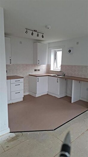 2 Bedroom Flat To Rent In Elderburn Road, Manchester, M22