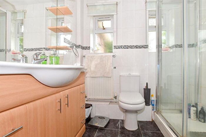 3 Bedroom Detached Bungalow For Sale In Newick Hill, Newick, Lewes, East Sussex, BN8
