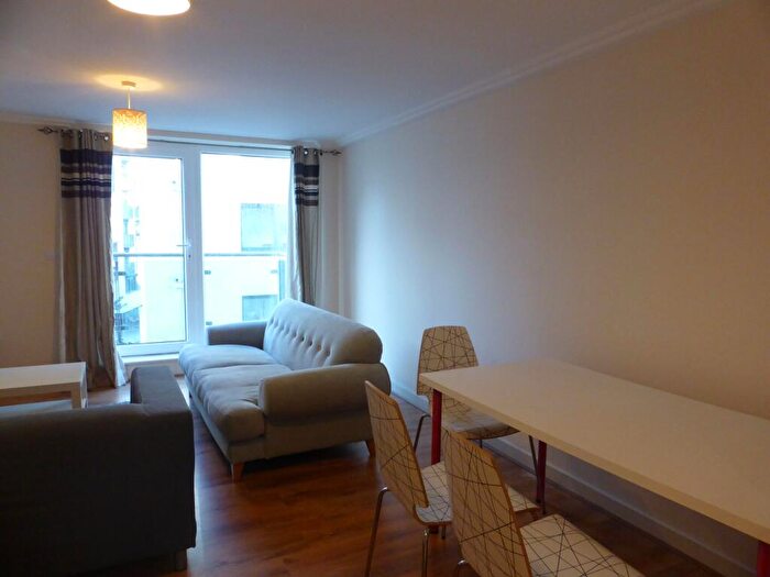 3 Bedroom Apartment To Rent In Horsted Court -, P14