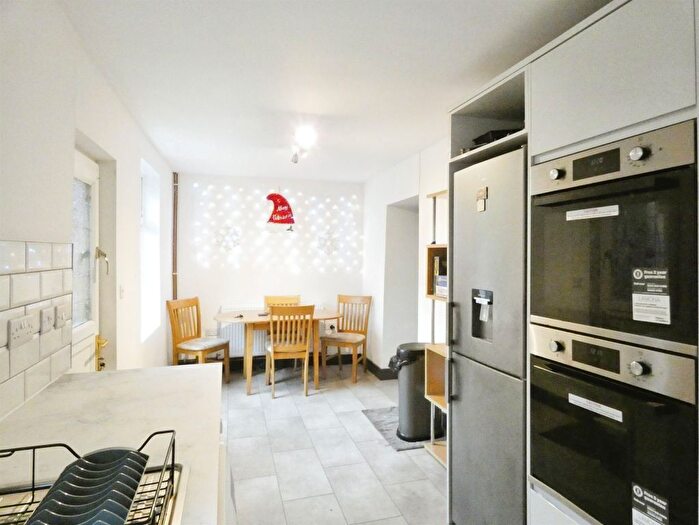 3 Bedroom End Of Terrace House For Sale In King Street, Brynmawr, Ebbw Vale, NP23