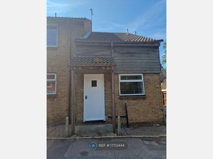 1 Bedroom End Of Terrace House To Rent In Walnut Tree Close, Birchington, CT7