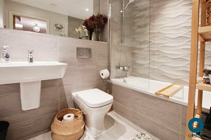 2 Bedroom Apartment To Rent In Abel Yard - Wapping Wharf, BS1