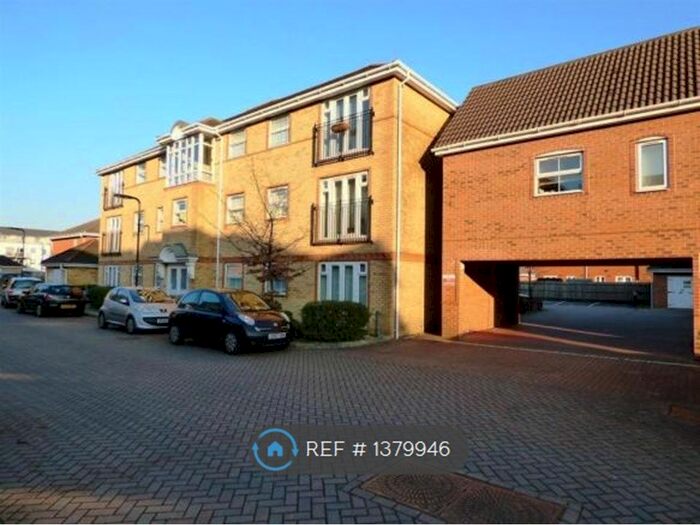 2 Bedroom Flat To Rent In Drum Road, Eastleigh, SO50