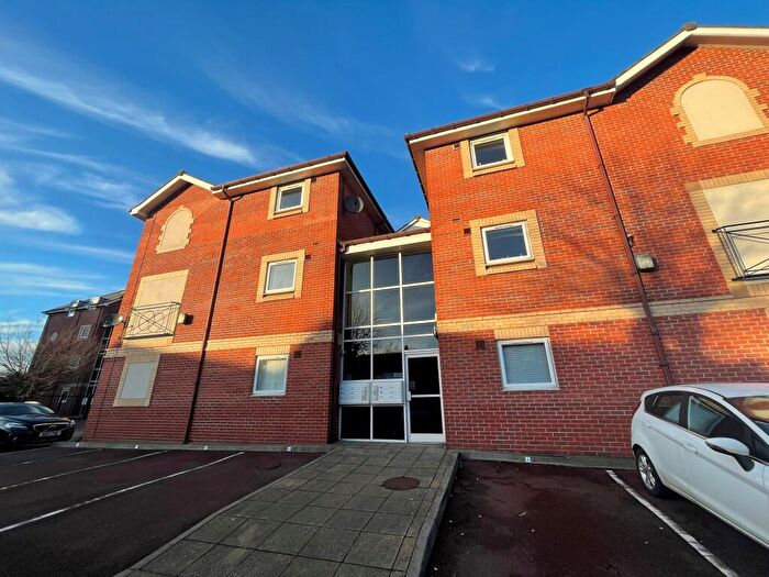 1 Bedroom Apartment To Rent In Cambridge Court, Loughborough Road, NG2