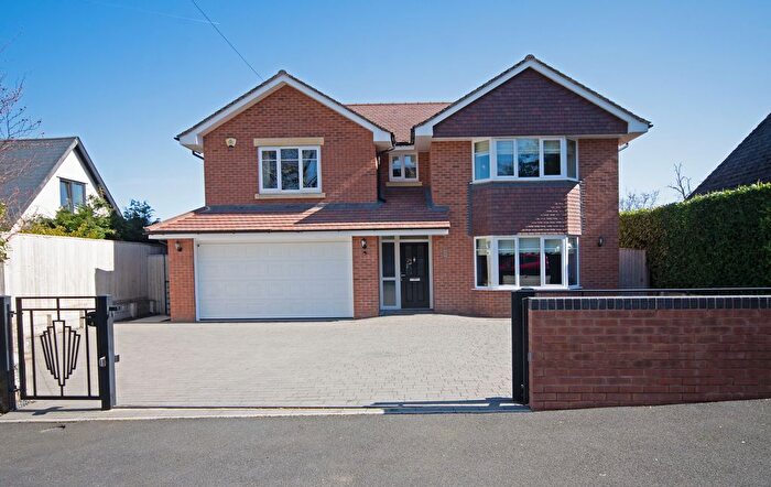 4 Bedroom Detached House For Sale In St. Peters Road, Malvern Worcestershire, WR14