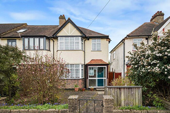 3 Bedroom End Of Terrace House For Sale In Eden Park Avenue, Beckenham, BR3