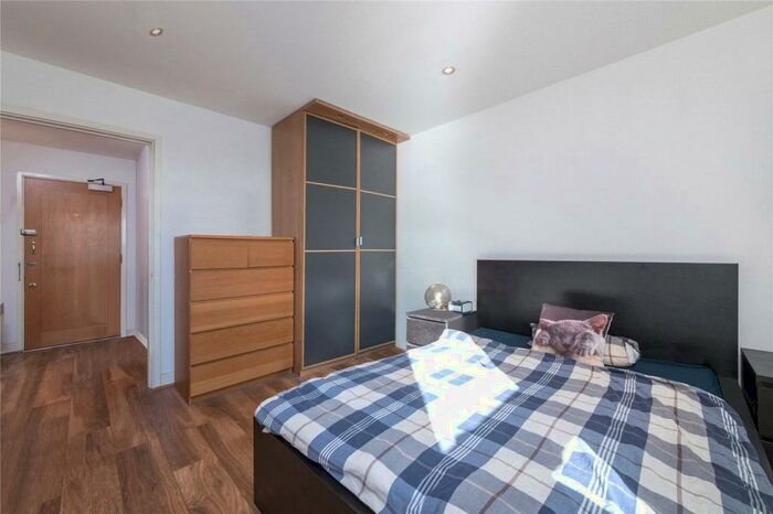 1 Bedroom Flat To Rent In Aegean Apartments, Western Gateway, Western Gateway, E16