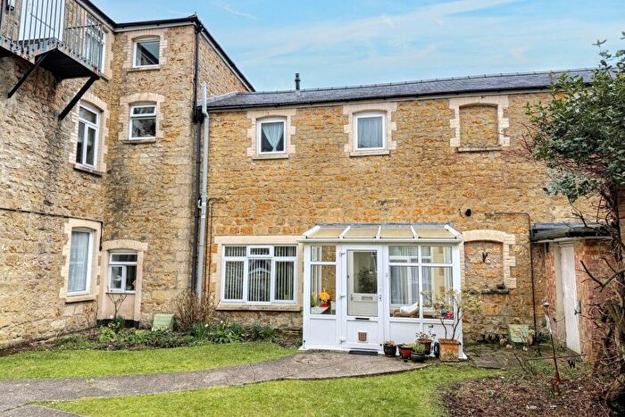 1 Bedroom Flat For Sale In Beaminster, DT8