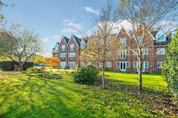 1 Bedroom Retirement Property For Sale In Watermans, Romford, RM1