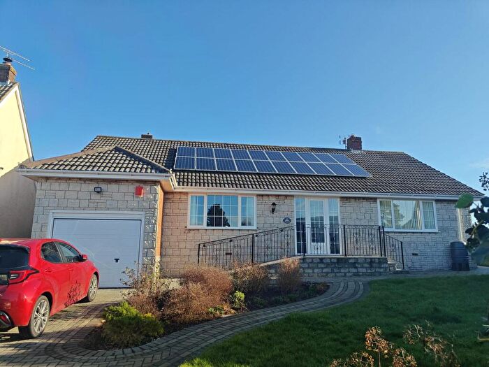 2 Bedroom Bungalow To Rent In Leighton Crescent, Bleadon, Weston-super-Mare, Somerset, BS24