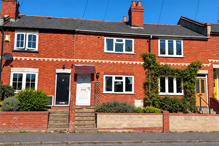 2 Bedroom Terraced House For Sale In Oxford Street, Caversham, Reading, RG4