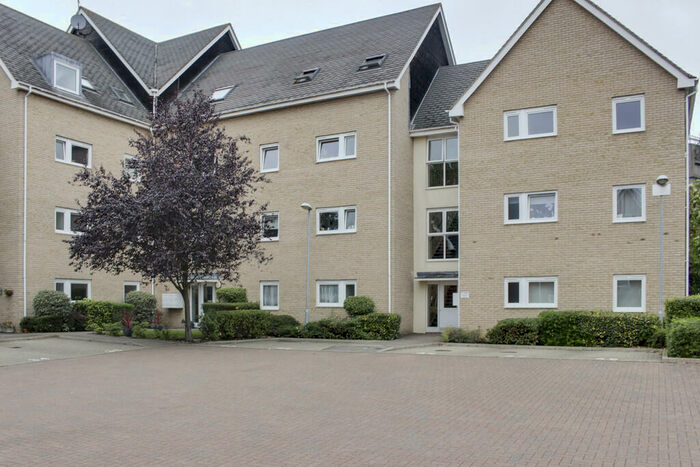 2 Bedroom Apartment To Rent In Linton Close, Eaton Socon, PE19