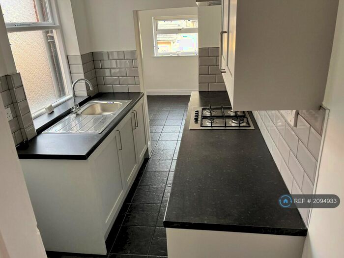 2 Bedroom Terraced House To Rent In Lorrimer Road, Leicester, LE2