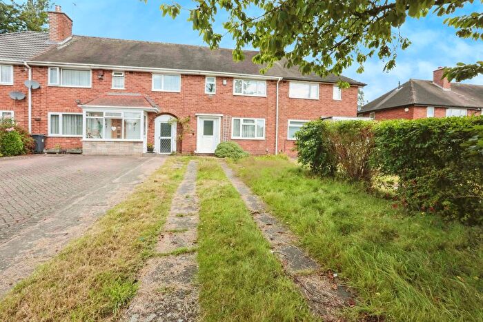 3 Bedroom Terraced House For Sale In Nearmoor Road, Shard End, Birmingham, B34