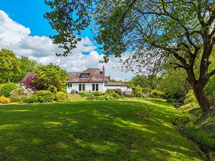 4 Bedroom Semi-Detached House For Sale In Gubblecote, HP23