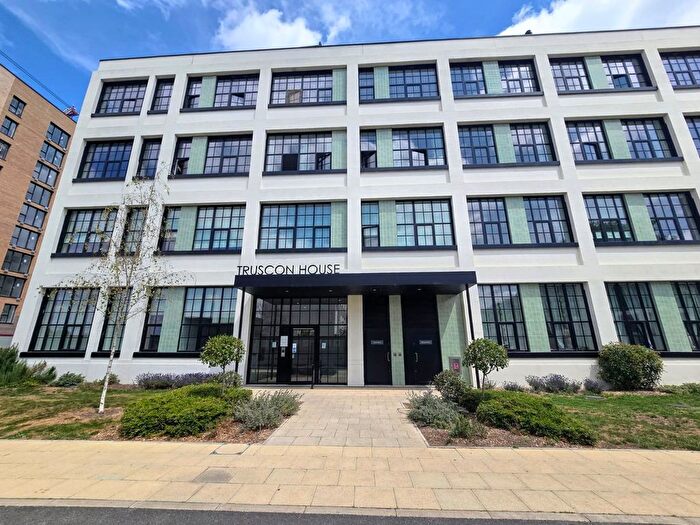 2 Bedroom Flat For Sale In Truscon House, Carnation Gardens, Hayes, Greater London, UB3