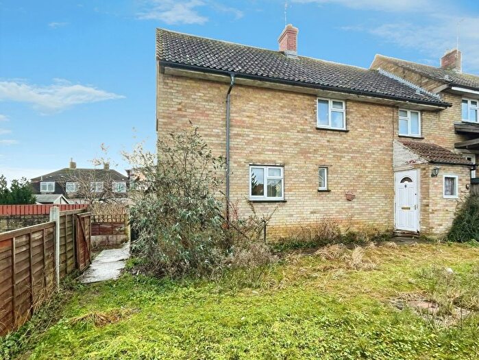 3 Bedroom End Of Terrace House For Sale In Tilsdown Close, Dursley, GL11