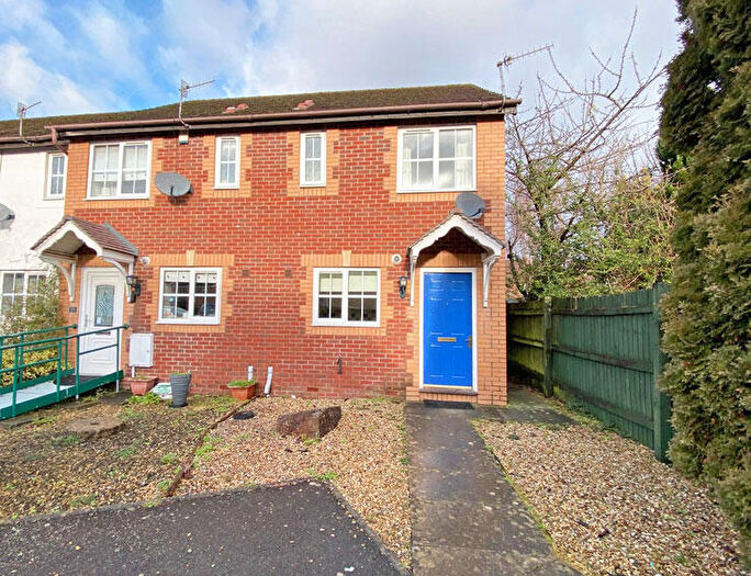 2 Bedroom End Of Terrace House For Sale In Clos Graddfa, Ystrad Mynach, Hengoed, CF82