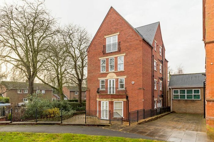 2 Bedroom Flat To Rent In Tottermire Lane, Epworth, Doncaster, DN9