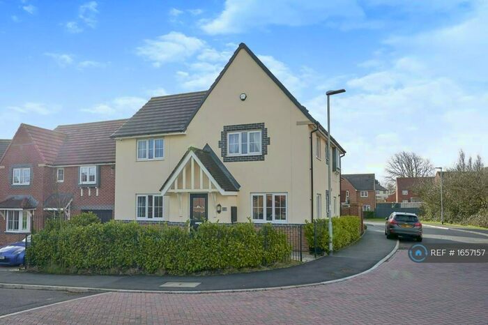 4 Bedroom Detached House To Rent In Newsham Gardens, Kirkham, Preston, PR4