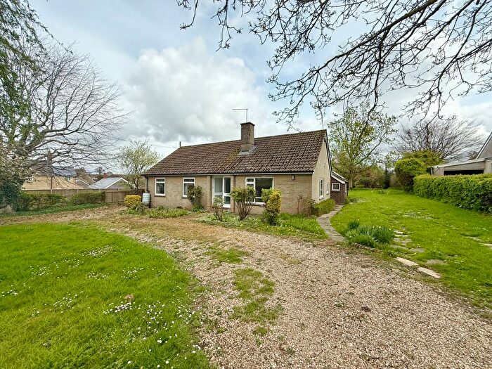 3 Bedroom Detached Bungalow To Rent In Church Hill, Marnhull, DT10