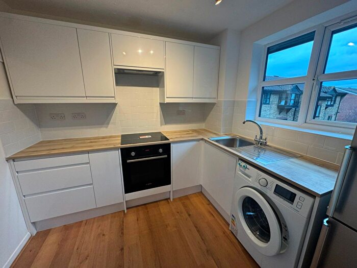 2 Bedroom Flat To Rent In Selwyn Court, Yunus Khan Close, London, E17